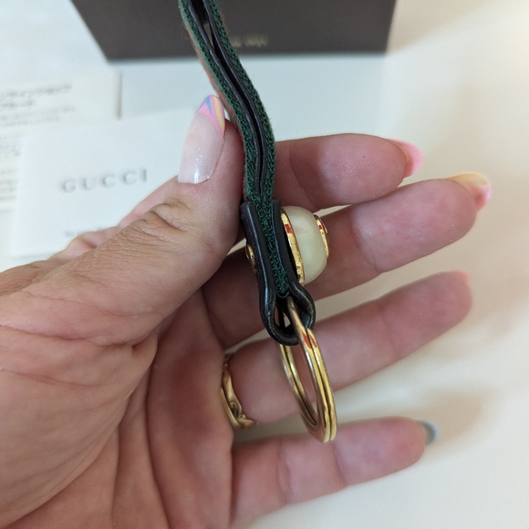 Gucci Sherry Lined Pearl GG keychain - Picture 8 of 16